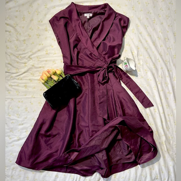 🌷SOLD🌷 Jones Studio Plum Midi Dress 🌷 - Picture 2 of 3